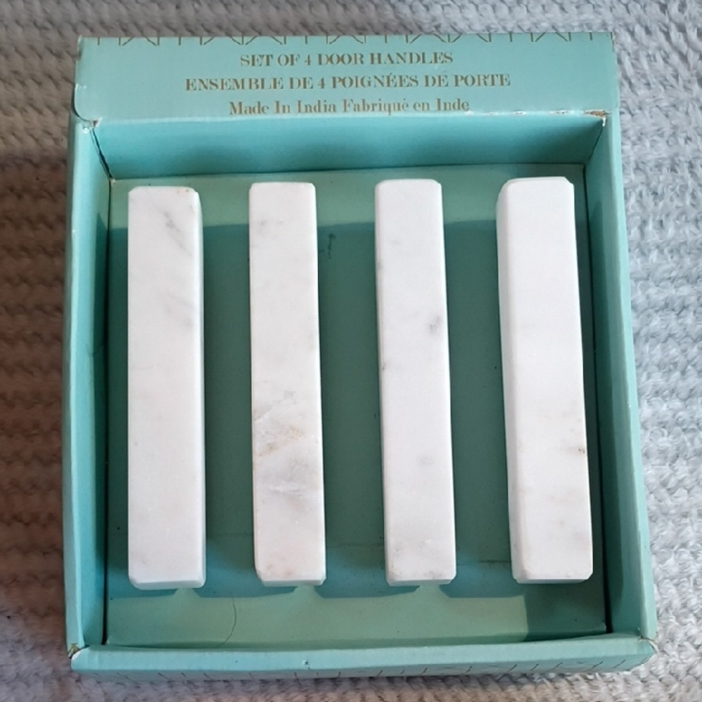 Set of 4 White Door Handles - Picture 1 of 3